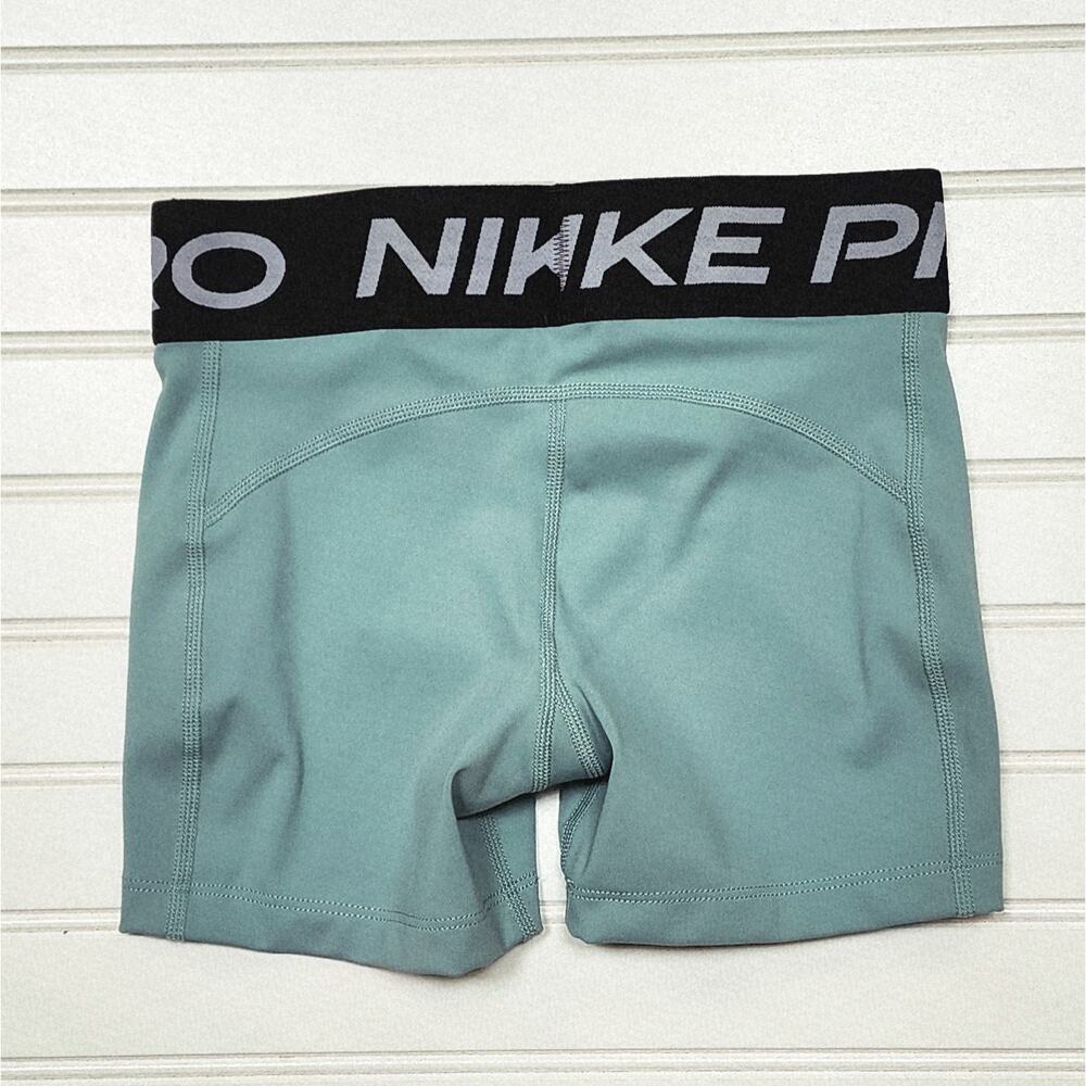 NWT Nike Pro Girls Dri-Fit 3" Compression Shorts Size S Cannon - Picture 3 of 5